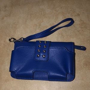 A Wallet/phone case for the iPhone se or iPods